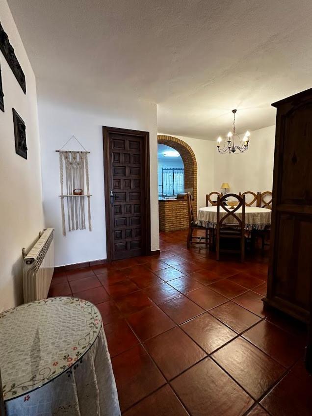 Espaciosa Y Elegante Casa Rural En Los Marines Esterno foto